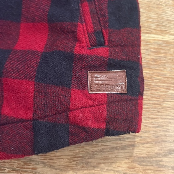 LL Bean Flannel Zip Up - Picture 3 of 4